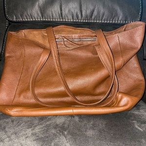 oversized leather tote bag